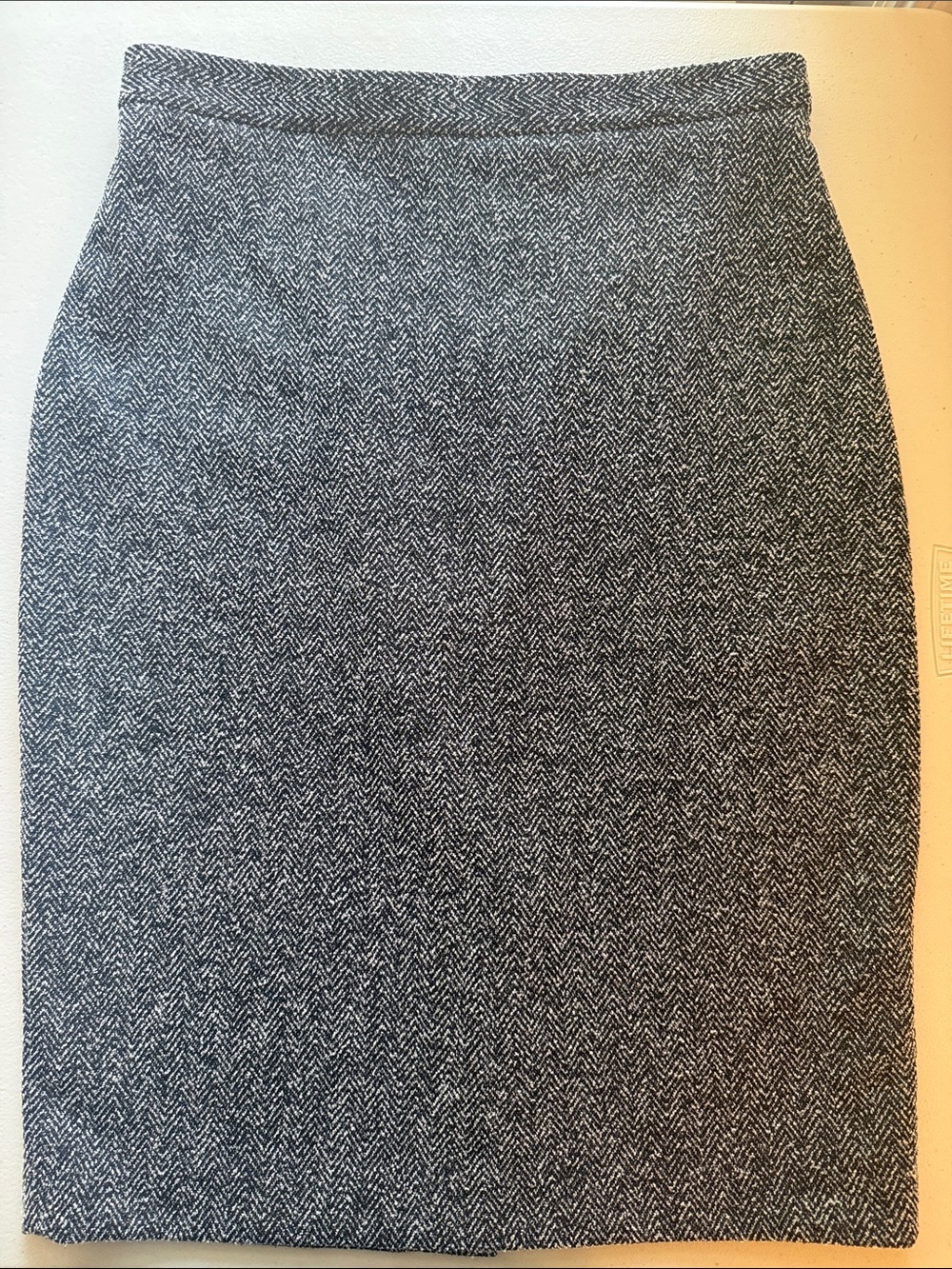 Banana Republic Gray & White Herringbone Asymmetrical Skirt Tweed Structure 12